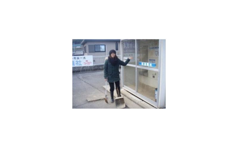 精米機清掃しているジャガール