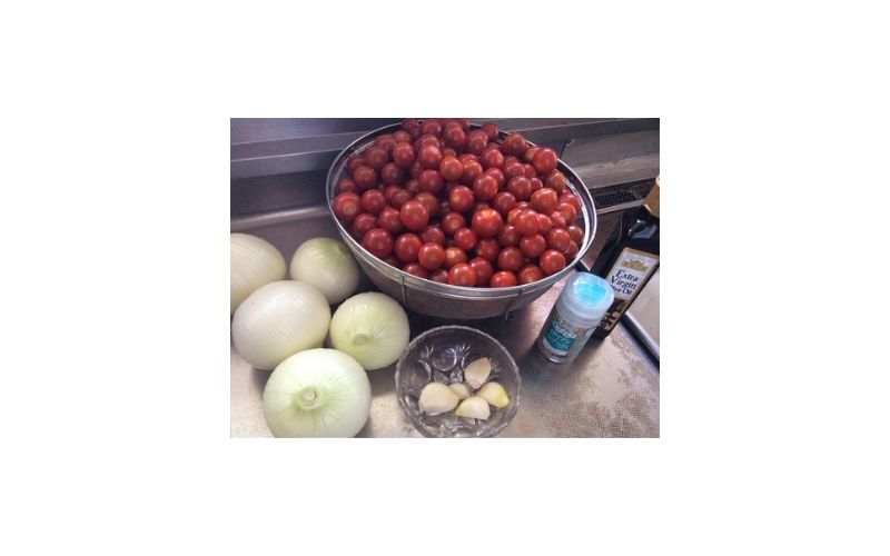 トマトソース作り