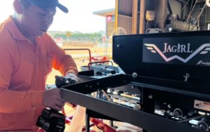 ジャガールダブル製作中