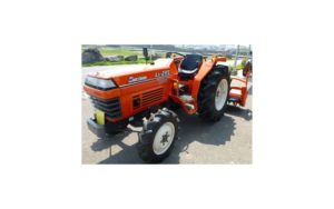 中古農機クボタトラクター