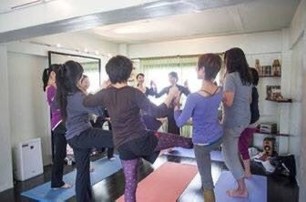 クレンジングヨガ