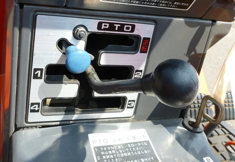 中古農機クボタトラクター