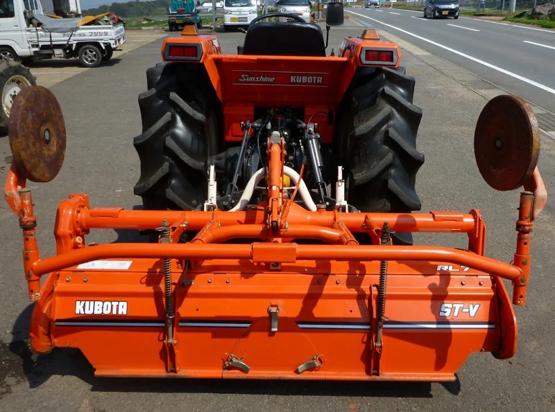 中古農機クボタトラクター