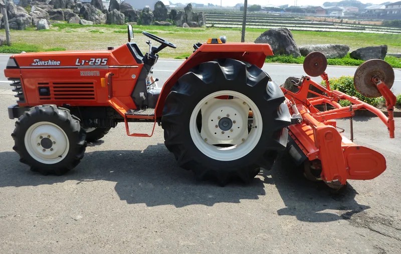 中古農機クボタトラクター