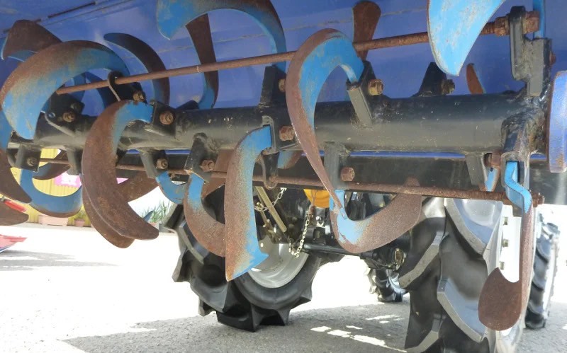 中古イセキトラクタＴＨＳ１６ＵＫＸＺ